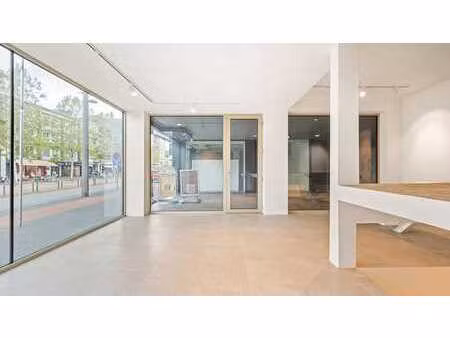 deux surfaces commerciales à mortsel