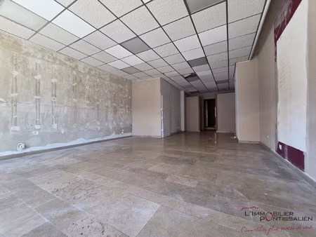 location local commercial 68m² pontarlier 25300