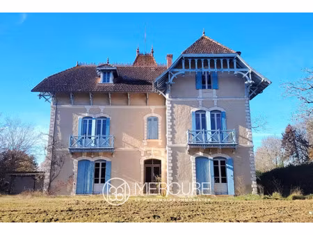 maison de luxe à vendre à cazaubon