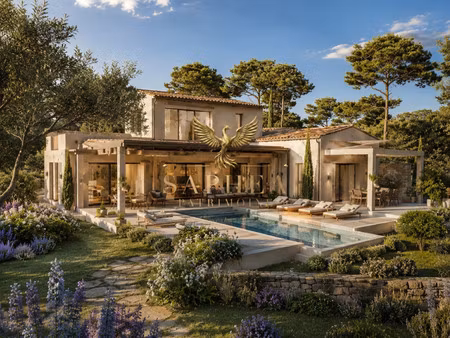 maison de luxe à vendre à la cadière-d'azur