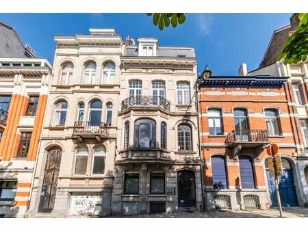 immeuble mixte à vendre avec terrasse et jardin   forest (rbv95734)