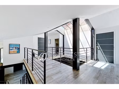 maison de luxe à vendre dans le quartier carras