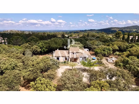 maison de luxe à vendre à eygalières