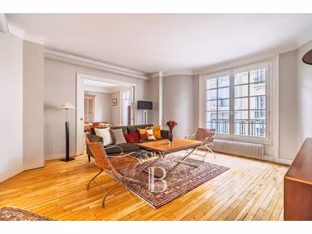 appartement de luxe à vendre dans le quartier ile de la jatte-parc d'orléans