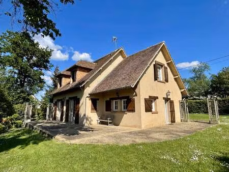 vente maison à sablé-sur-sarthe centre (72300) : à vendre / 129m² sablé-sur-sarthe centre