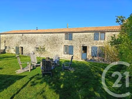 vente maison à saint-étienne-de-mer-morte (44270) : à vendre / 160m² saint-étienne-de-mer-