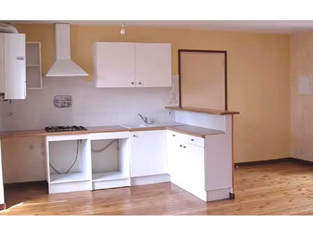 location appartement  m² t-4 à mazamet  475 €