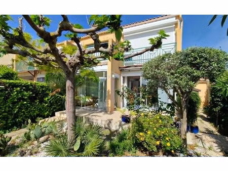 appartement mèze 26.95 m² t-2 à vendre  209 000 €