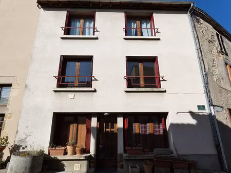 vertaizon / au coeur du village - possibilité investissement locatif !