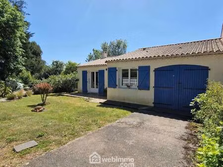 vente maison à moutiers-les-mauxfaits (85540) : à vendre / 75m² moutiers-les-mauxfaits