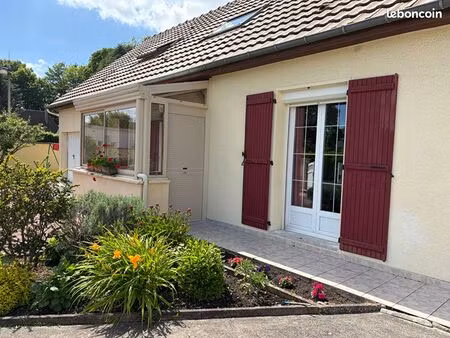 maison 5 pièces 105 m²