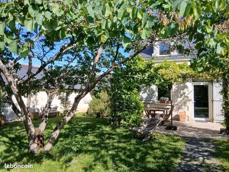 chambre meublée