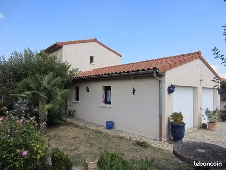villa individuelle à issoire avec double garage sur 750 m² de terrain