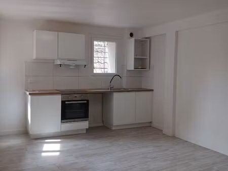 maison de village 3 pièces 43 m²