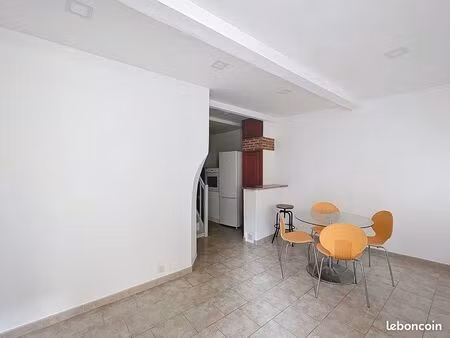à louer - maison de village