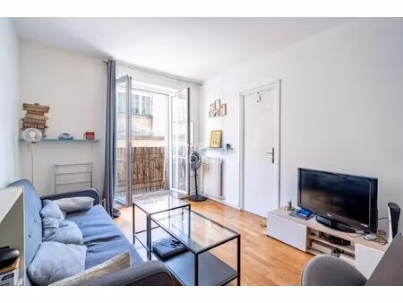 paris 17ème cœur des batignolles. 2 pièces 1 chambre.