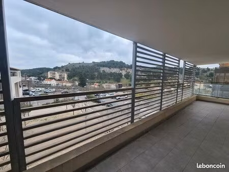 appartement 3 pièces 64 m²