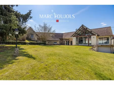 maison de luxe à vendre dans le quartier nord est-sud ouest