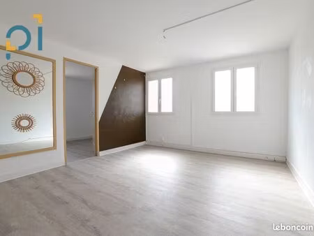 bureaux 48 m² saint cannat