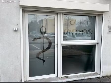 local commercial