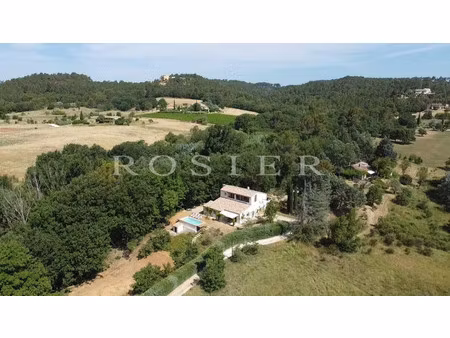 maison de luxe à vendre à roussillon