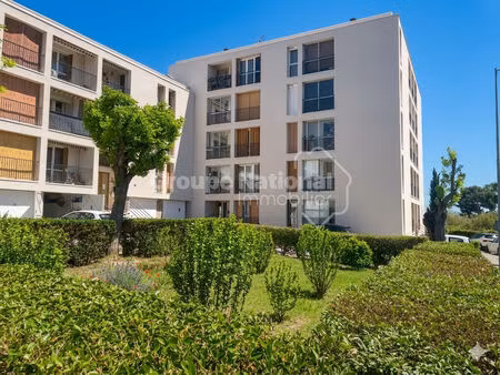 appartement les pennes mirabeau 3 pièce(s) 57.43 m2