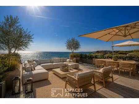 appartement d'exception en première ligne  vue mer et toit-terrasse