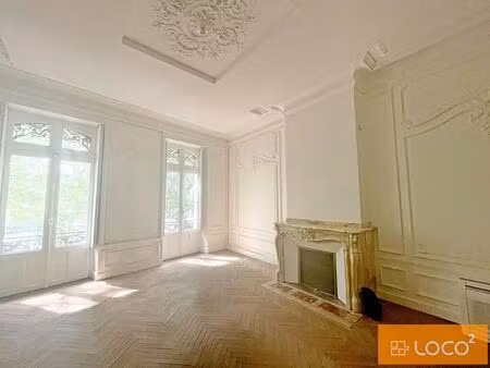location bureaux 233 m²