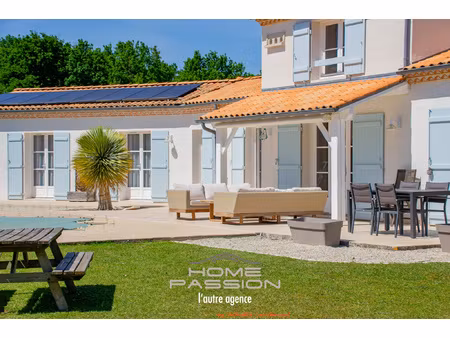 étaules - maison familiale avec piscine et beau terrain