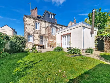le petit quevilly - maison 8 pièces
