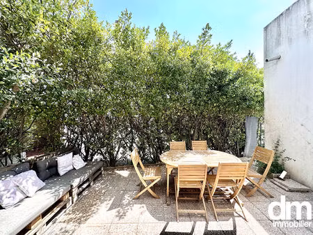 appartement 5 pièces avec jardin et stationnement privatif