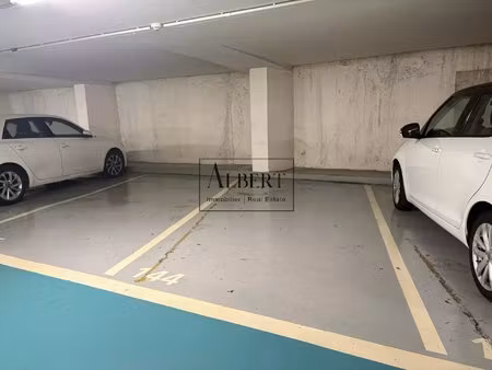 cannes - rue d'antibes | parking