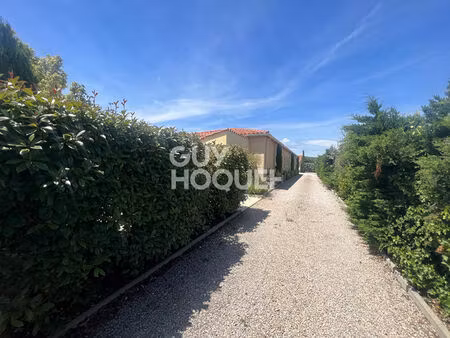 castelnou  maison 4 faces  4 chambres  terrain 1588 m2 garage double