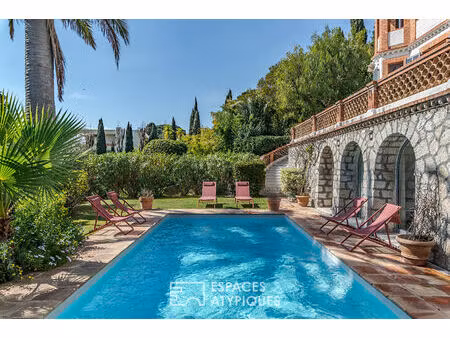 rez-de-villa de 253m² située à cannes avec piscine et vue mer