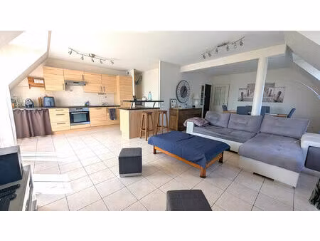 duplex spacieux et lumineux