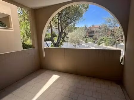mougins  studio lumineux