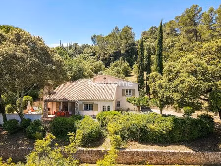 le thoronet  proche lorgues – maison de charme au cœur de la provence