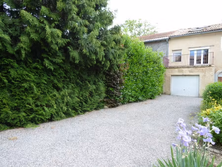secteur pagny sur meuse : maison t4 avec terrasse et garage