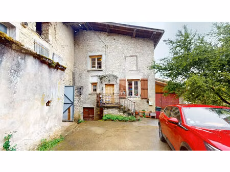maison de village avec jardin merignat 64 m2 2 chambres