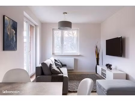 studio 1 pièce 31 m²