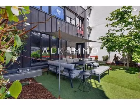 appartement 5 pièces 145 m²