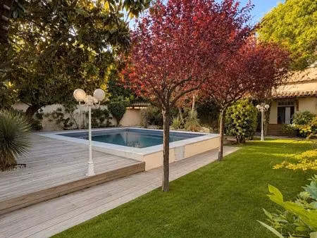 maison de ville 13 pièces 341 m²