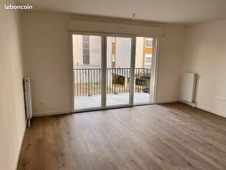 appartement f3 neuf 60 m² - balcon + parking couvert - déville-lès-rouen