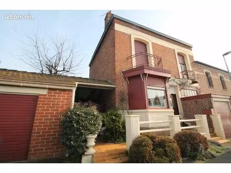 maison 7 pièces 125 m²