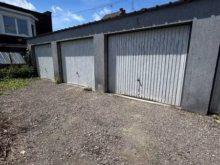 parking/box 15 m² tourcoing