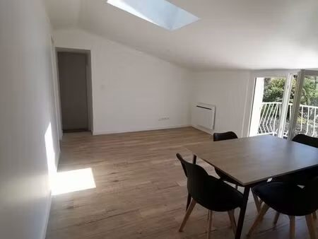 appartement t3 lumineux à louer