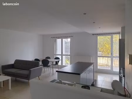 appartement 3 pièces 83 m²