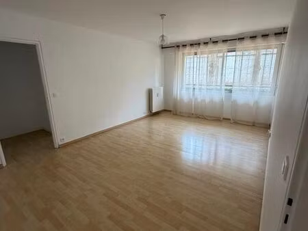 appartement t2 + parking sous sol. lille cormontaigne / quartier vauban