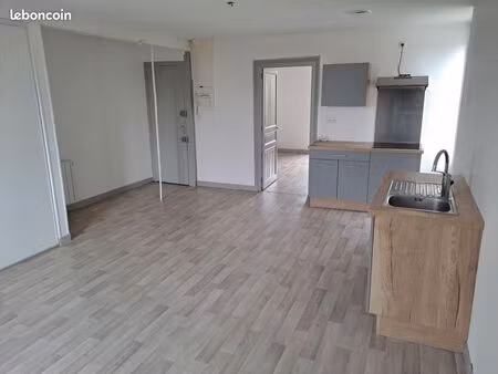 appartement avec balcon et parking