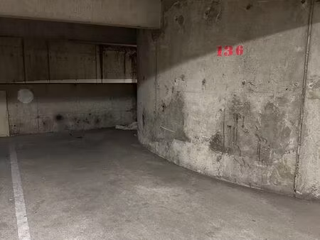 place parking saint michel sud